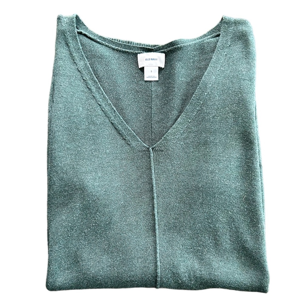 Old Navy Sweater
